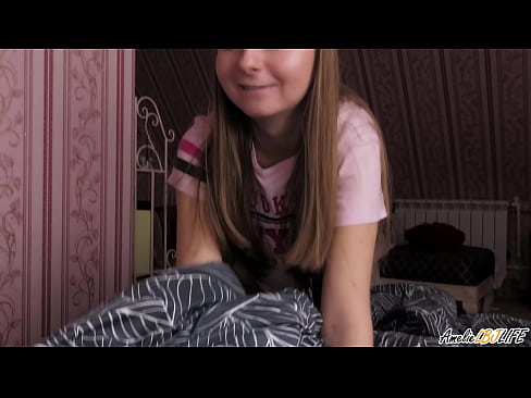 ❤️ Blondie sûget har BFF's djip en krijt cum yn 'e mûle Russyske porno op fy.hentaisea-com.ru