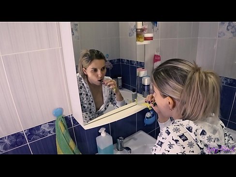 ❤️ Hack mei jonge yn pyjama einiget orale cum yn kont - lety swart Russyske porno op fy.hentaisea-com.ru