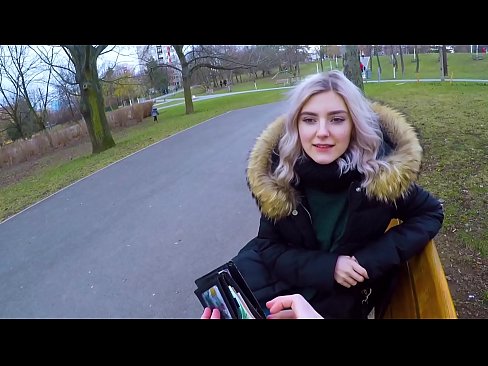 ❤️ Swallows in frjemdling syn hot cum foar jild - blowjob yn it park troch Eva Elfie Russyske porno op fy.hentaisea-com.ru